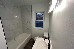 334 N Dwiggins St, Griffith, IN 46319 - Photo 3