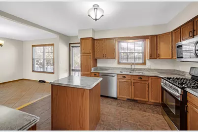 253 Moncrief Drive, Valparaiso, IN 46385 - Photo 9