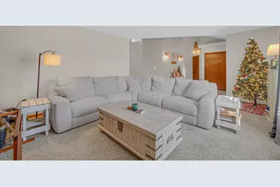 608 Sunflower Lane, Dyer, IN 46311 - Photo 3