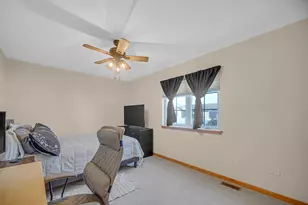 608 Sunflower Ln, Dyer, IN 46311 - Photo 15