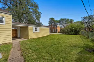 6833 Baring Ave, Hammond, IN 46324 - Photo 23