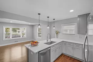 6833 Baring Ave, Hammond, IN 46324 - Photo 5