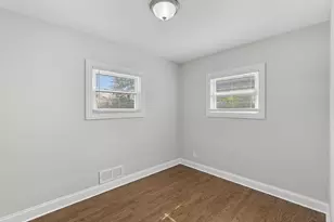 6833 Baring Ave, Hammond, IN 46324 - Photo 11