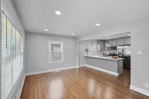 6833 Baring Ave, Hammond, IN 46324 - Photo 3