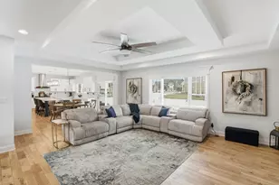 13438 Waterleaf Dr, Saint John, IN 46373 - Photo 5