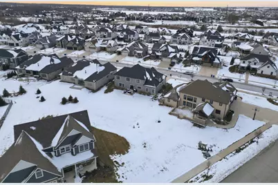 13438 Waterleaf Drive, Saint John, IN 46373 - Photo 33