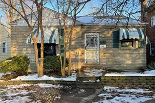 6929 Monroe Ave, Hammond, IN 46324 - Photo 1