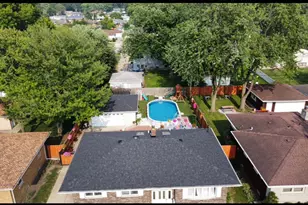 8027 Kooy Dr, Munster, IN 46321 - Photo 25