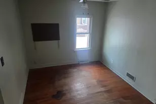 7 Beverly Blvd, Hobart, IN 46342 - Photo 9