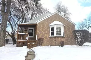 7 Beverly Blvd, Hobart, IN 46342 - Photo 1