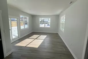 4523 E 6th Ave, Gary, IN 46403 - Photo 13