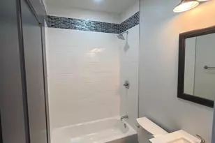 4523 E 6th Ave, Gary, IN 46403 - Photo 17