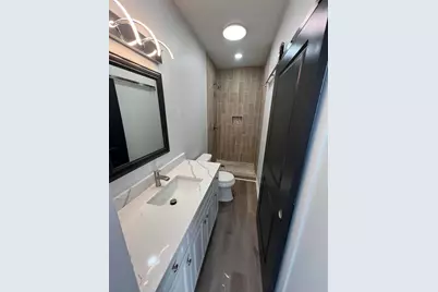 4523 E 6th Avenue, Gary, IN 46403 - Photo 15