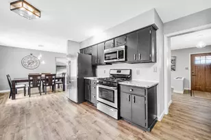 17 Indian Camp Trail, Ogden Dunes, IN 46368 - Photo 9