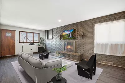 6430 Ellsworth Place, Merrillville, IN 46410 - Photo 3