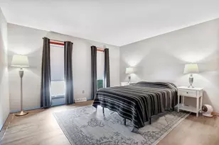 6430 Ellsworth Pl, Merrillville, IN 46410 - Photo 13