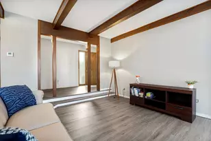 6430 Ellsworth Pl, Merrillville, IN 46410 - Photo 7