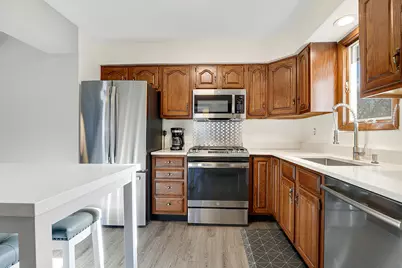 6430 Ellsworth Place, Merrillville, IN 46410 - Photo 9