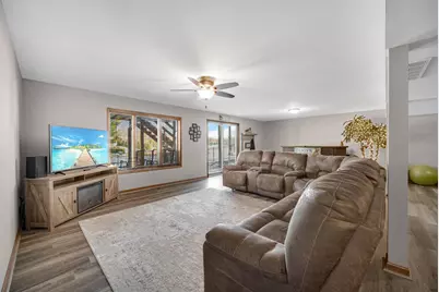 2393 Four Seasons Pkwy, Crown Point, IN 46307 - Photo 17