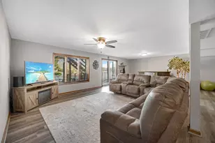 2393 Four Seasons Pkwy, Crown Point, IN 46307 - Photo 17