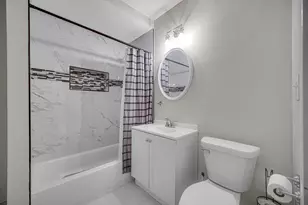 749 Buchanan St, Gary, IN 46402 - Photo 9