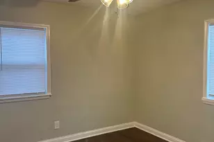 556 Gerry St, Gary, IN 46406 - Photo 11