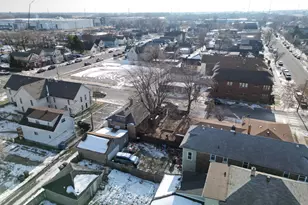 612 W 149th St, East Chicago, IN 46312 - Photo 5