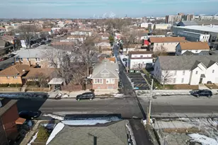 612 W 149th St, East Chicago, IN 46312 - Photo 1