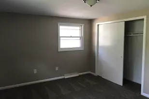 6735 Van Buren Pl, Merrillville, IN 46410 - Photo 9