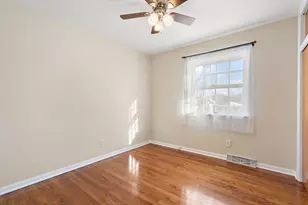 8228 Rutledge St, Merrillville, IN 46410 - Photo 19