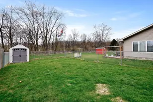 6924 Swan Ln, Schererville, IN 46375 - Photo 19