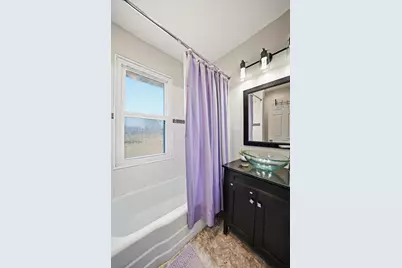 217 E 13 Th Place, Hobart, IN 46342 - Photo 15