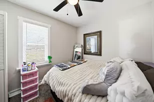 217 E 13 Th Pl, Hobart, IN 46342 - Photo 13