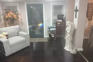 217 E 13 Th Pl, Hobart, IN 46342 - Photo 5