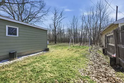 217 E 13 Th Place, Hobart, IN 46342 - Photo 17