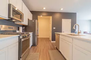 10920 Missouri Pl, Crown Point, IN 46307 - Photo 3