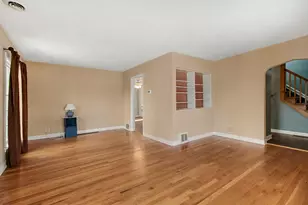 7123 Baring Pkwy, Hammond, IN 46324 - Photo 3