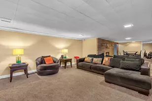 5550 Jefferson Pl, Merrillville, IN 46410 - Photo 19