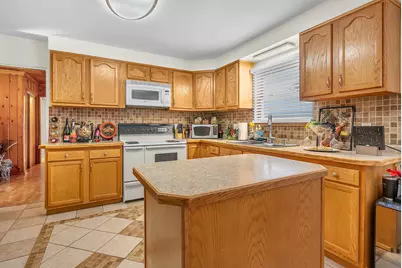 5550 Jefferson Place, Merrillville, IN 46410 - Photo 7