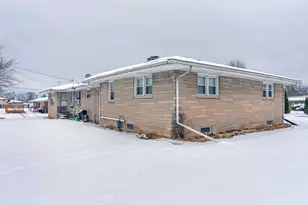 5550 Jefferson Pl, Merrillville, IN 46410 - Photo 23