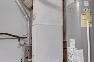 2080 Wright St, Gary, IN 46404 - Photo 17