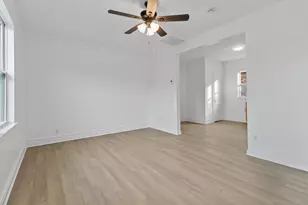 830 W 11th Ave, Gary, IN 46402 - Photo 27