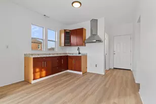 830 W 11th Ave, Gary, IN 46402 - Photo 33