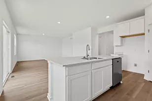 10542 Morse Pl, Crown Point, IN 46307 - Photo 3