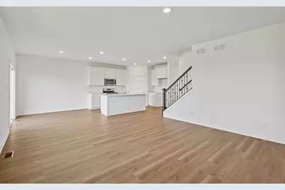 7848 W 106th Place, Crown Point, IN 46307 - Photo 7