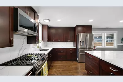 321 Holliday Street, Michigan City, IN 46360 - Photo 7