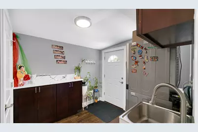 321 Holliday Street, Michigan City, IN 46360 - Photo 17