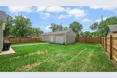 321 Holliday Street, Michigan City, IN 46360 - Photo 21