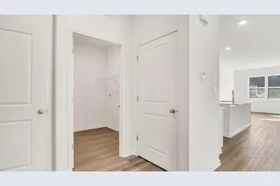 7866 W 106th Place, Crown Point, IN 46307 - Photo 5