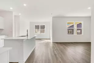 7866 W 106th Pl, Crown Point, IN 46307 - Photo 9